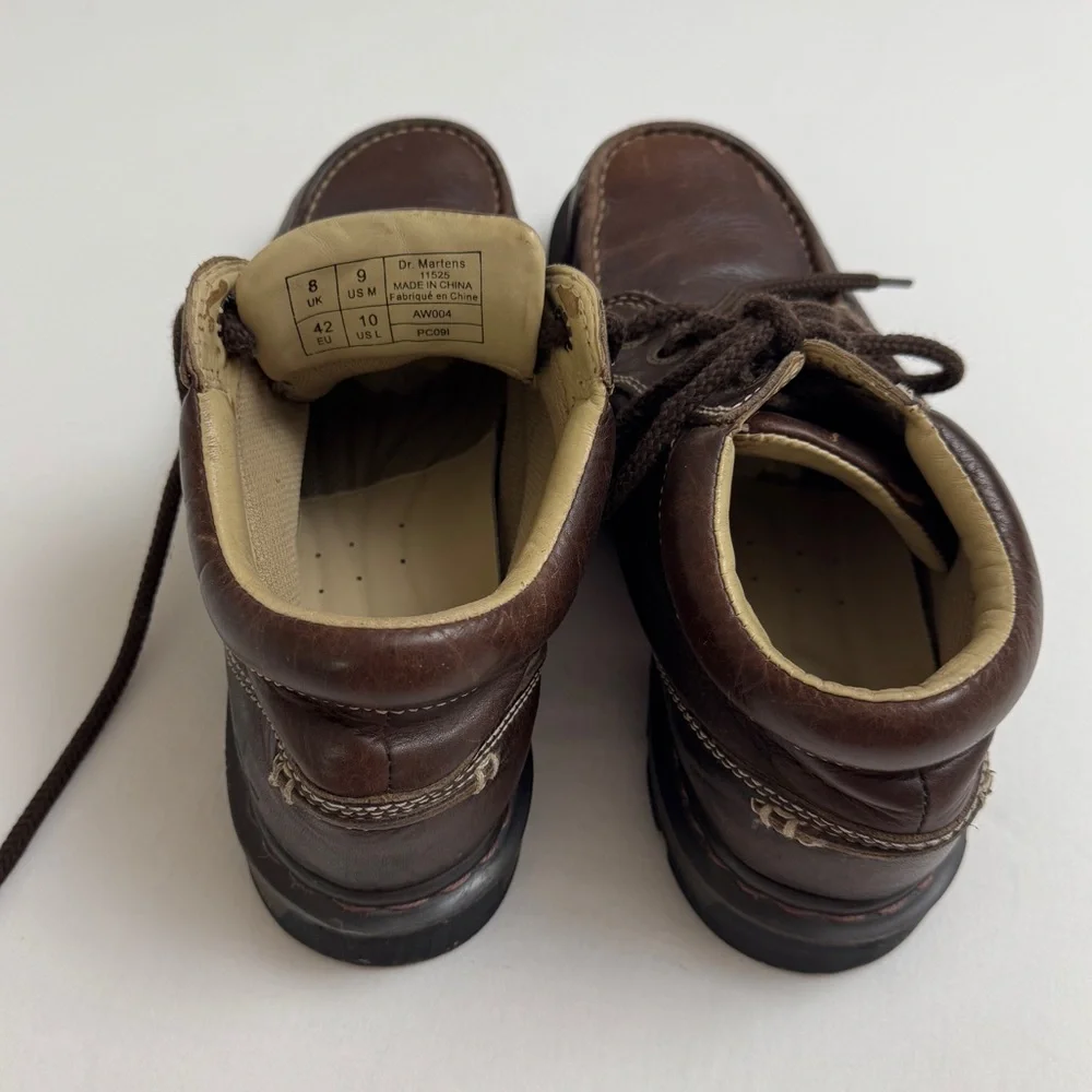 Vintage Dr. Martens 90s Brown Leather Chunky Lace Up Boots M Size 9 W Size 10